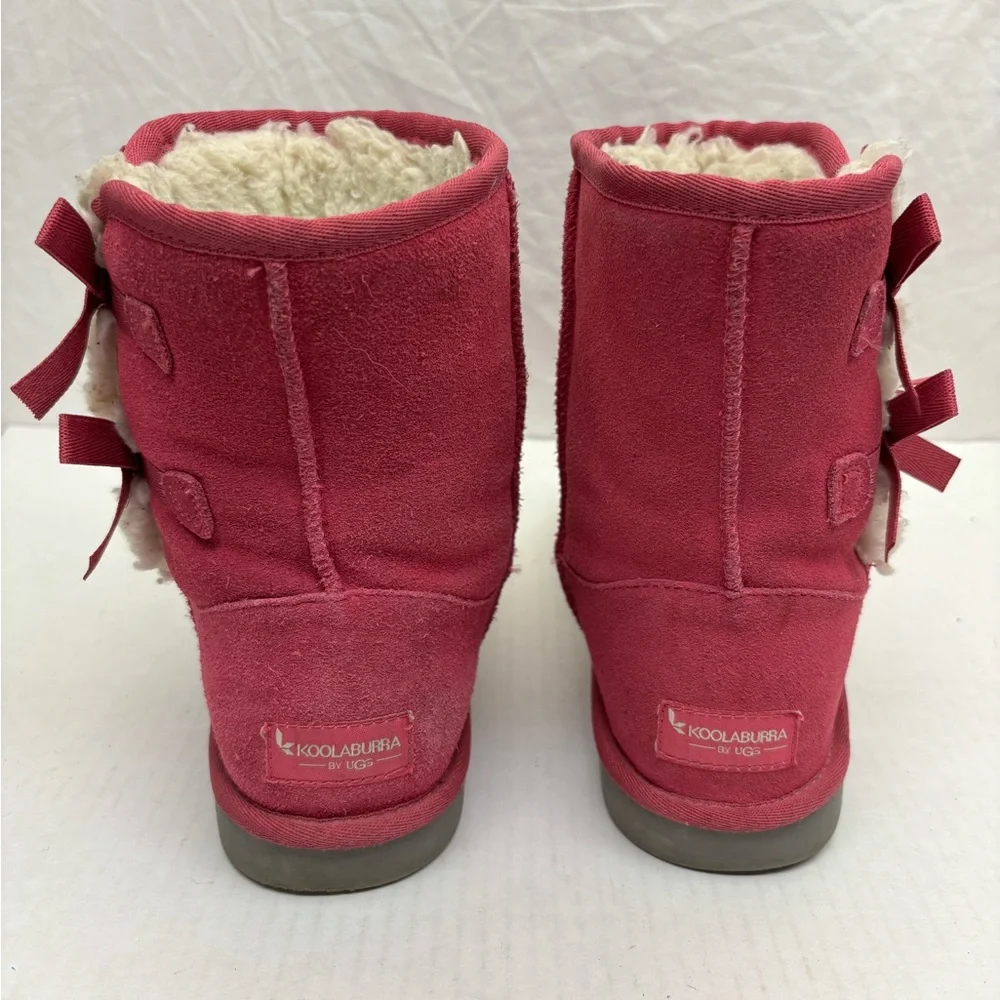 Koolaburra by Ugg Suede Shearling-Lined Ankle Boots SZ 4 big girl, box 18